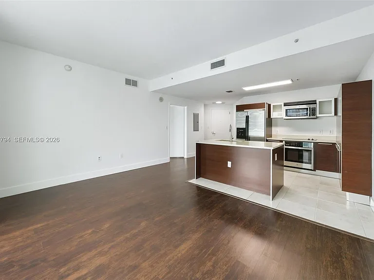 1900 N Bayshore Dr #3707 — Photo 9