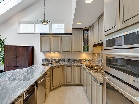 Jenn Air SS Appliances