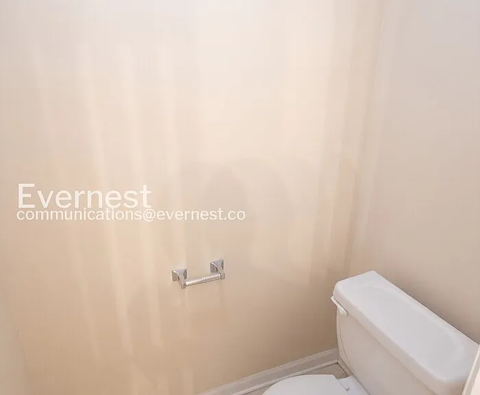 10718 Barberry Dr — Photo 14
