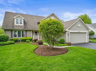 140 Carmella Dr, Crystal Lake, IL 60012