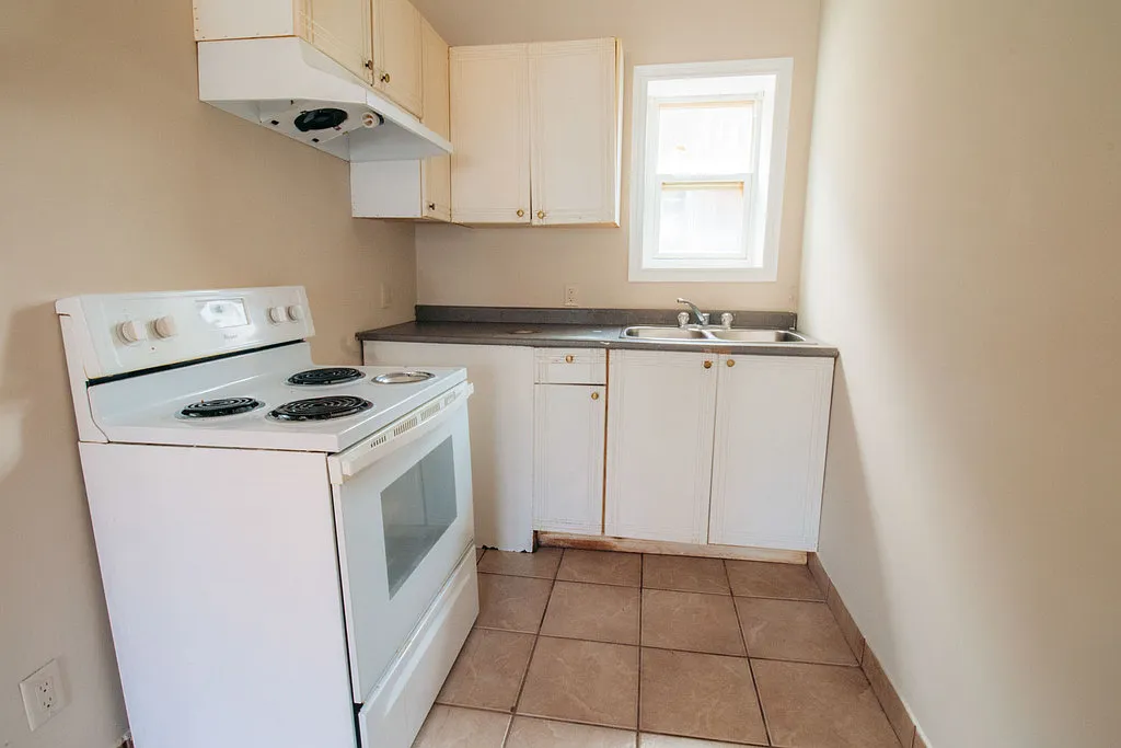 241 Gibson Avenue - 2 — Photo 4