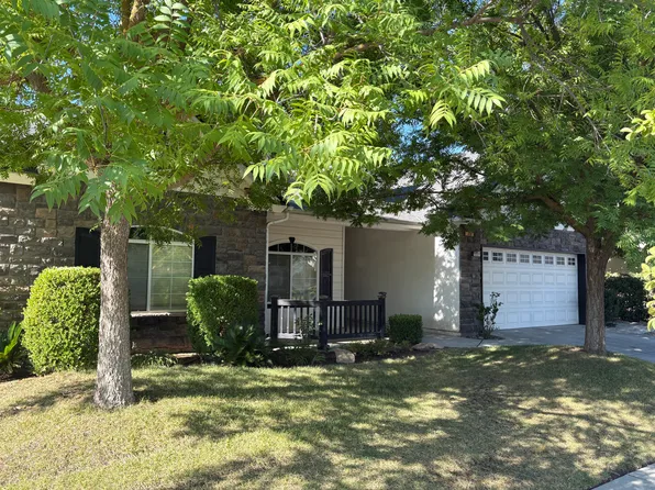 628 Prescott Ave, Clovis, CA 93619