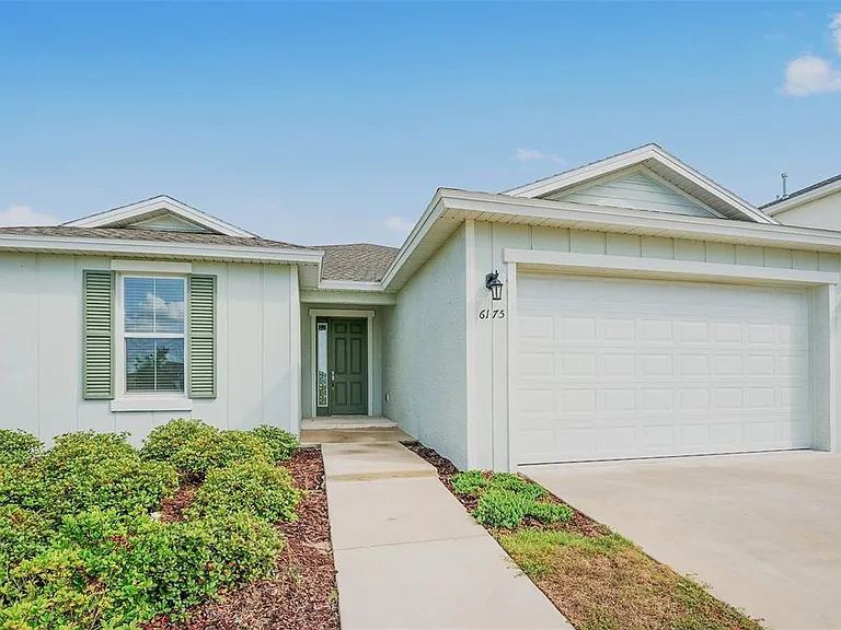 6175 SW 74th Ct — Photo 4