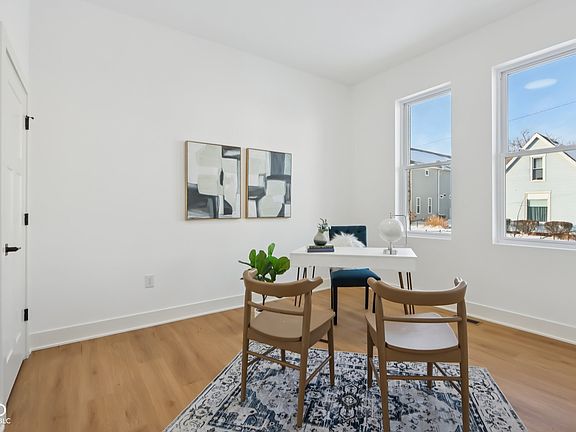 5th image of 2043 Bellefontaine St