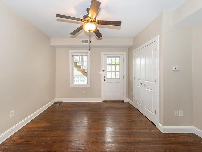 131 Willow Ave #2 — Photo 6
