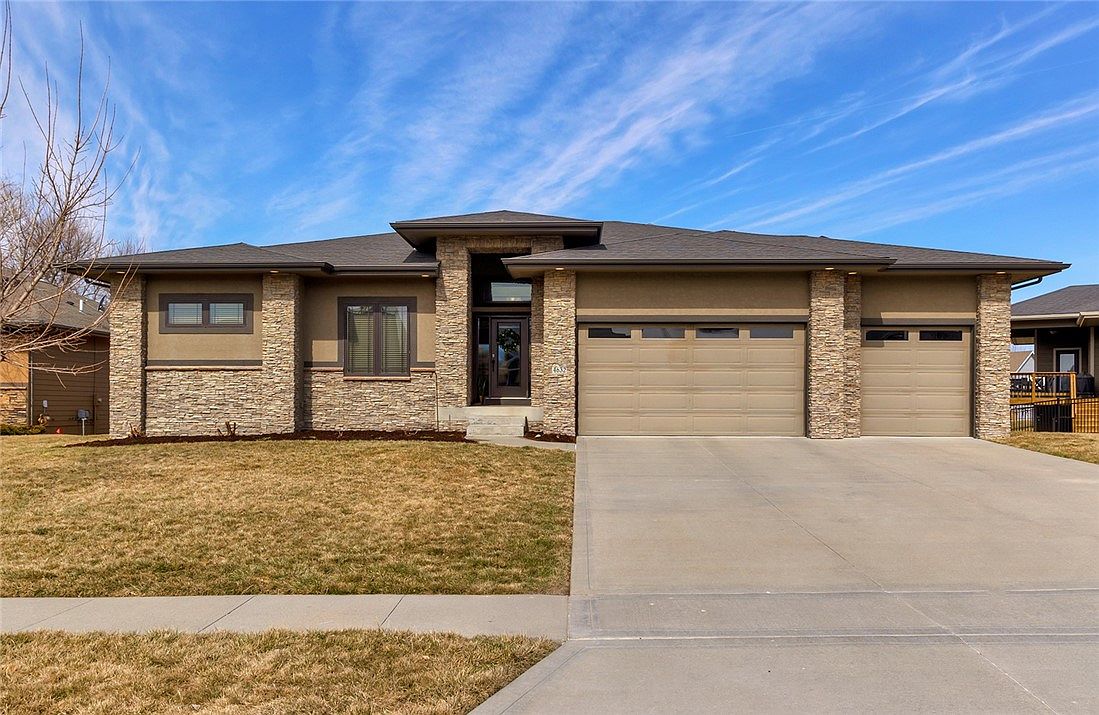 4632 144th St, Urbandale, IA 50323 Zillow