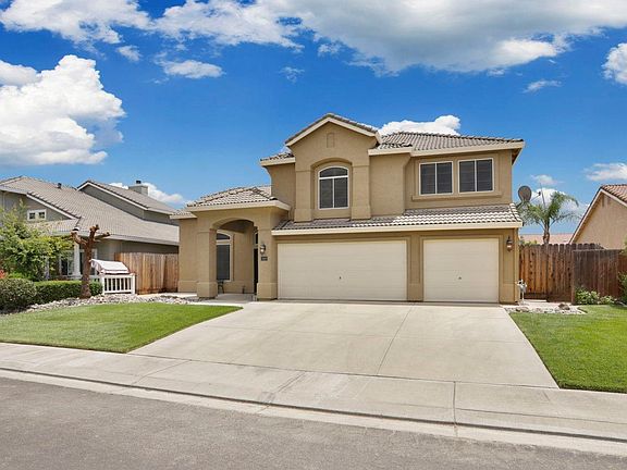 3rd image of 4404 Diamond Ct