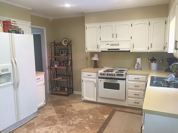 Bright Kitchen