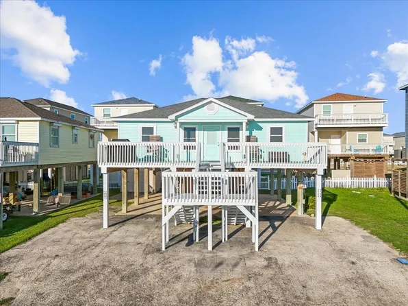 85 Santar Loop, Surfside Beach, TX 77541