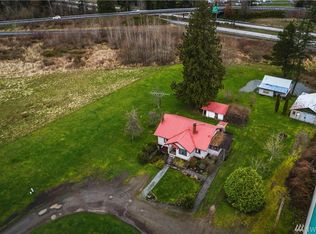 2762 Peace Portal Dr, Blaine, WA 98230