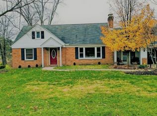 6900 E Sprague Rd, Brecksville, OH 44141
