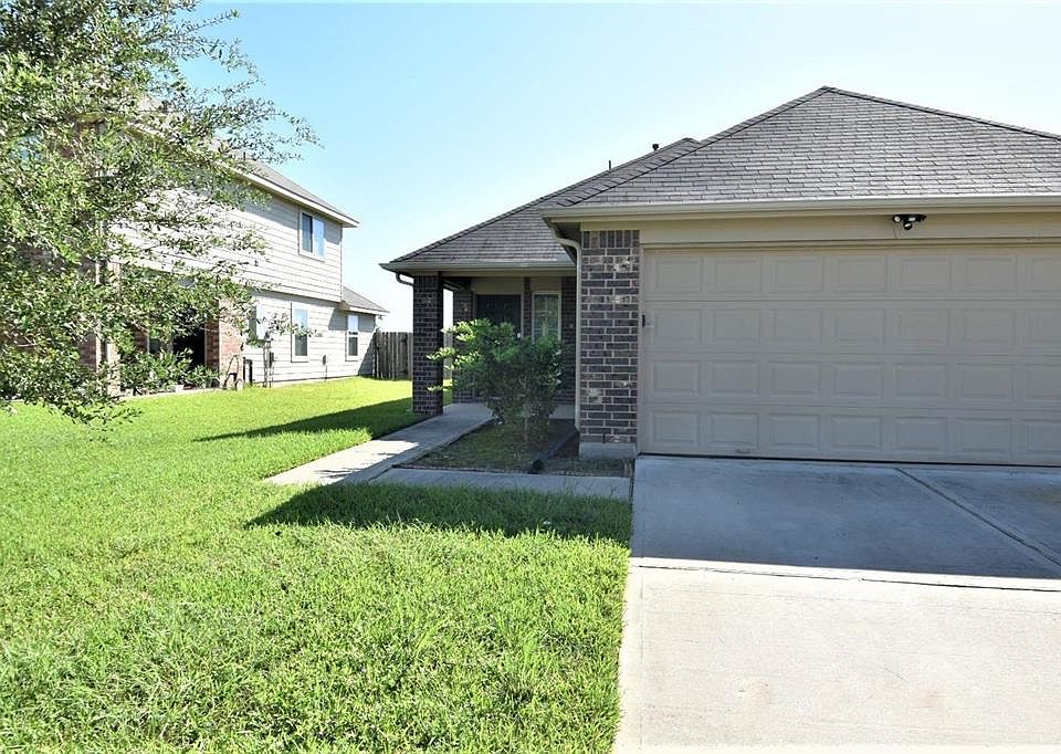 1st image of 11411 La Perla Dr