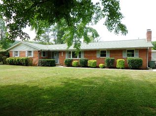 914 Riverbend Rd, Clinton, TN 37716
