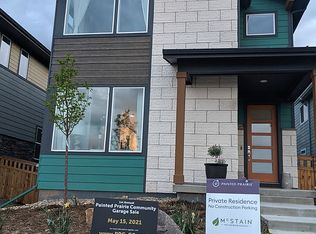 21661 E 60th Ave, Aurora, CO 80019