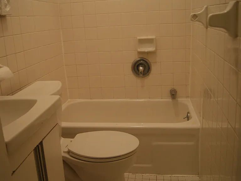 42 Morton St #2FW — Photo 4