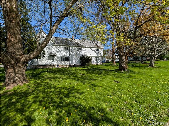 3rd image of 2793 Amsdell Rd