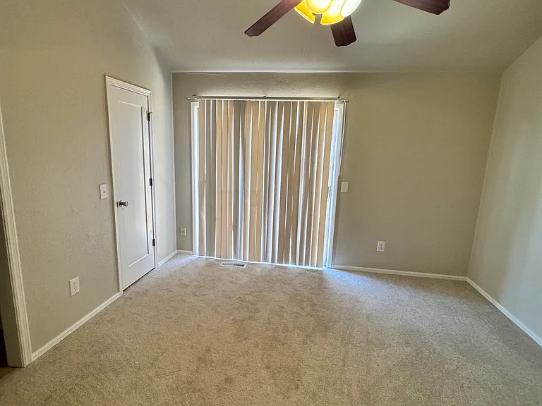 405 Sundance Ln #1 — Photo 9