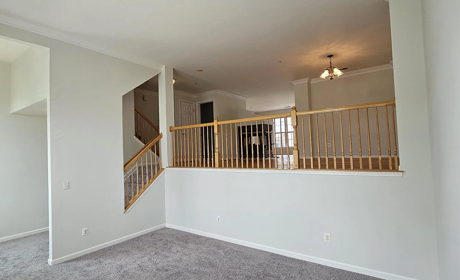 3 bed, 1901 sqft, $3,600 — Photo 3