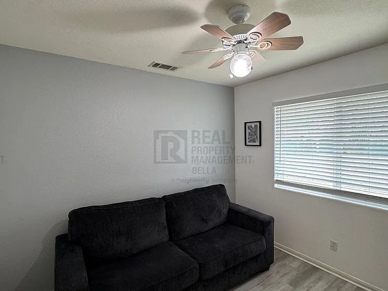 26419 Old Agency Rd — Photo 34