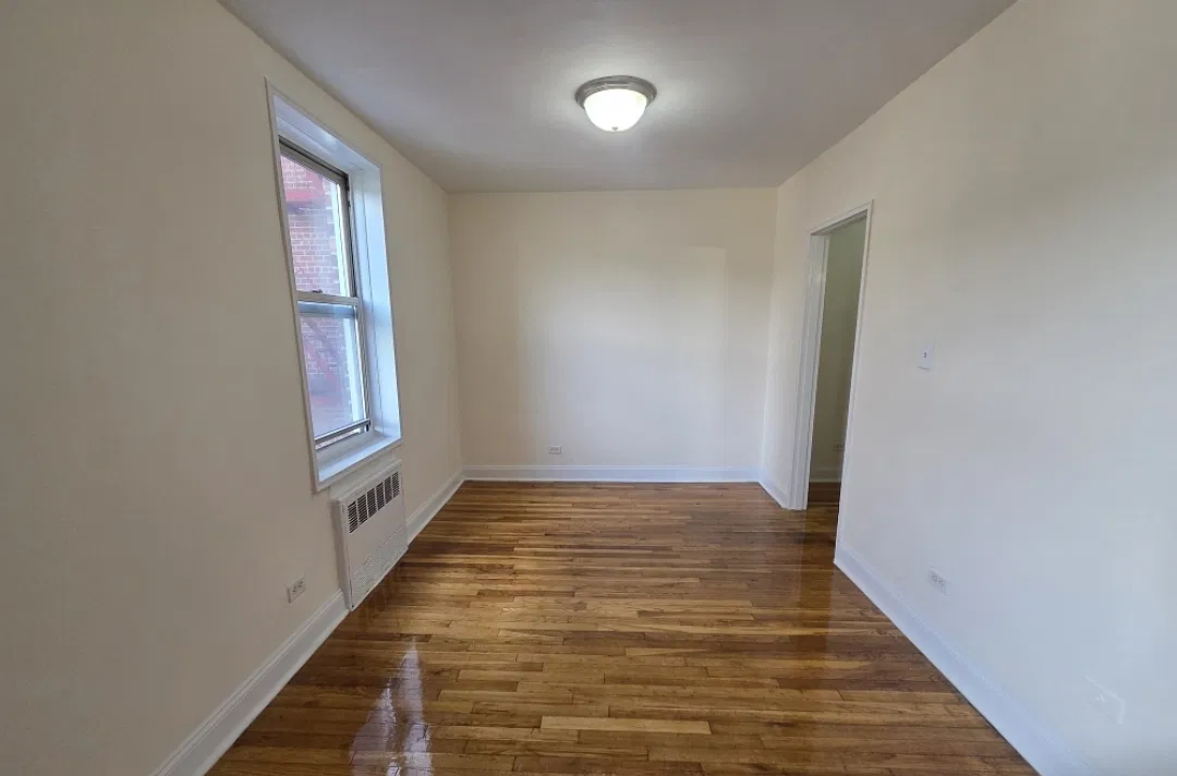 Studio, 615 sqft, $1,900 — Photo 1