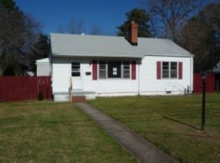 25 Dwight Rd, Newport News, VA 23601