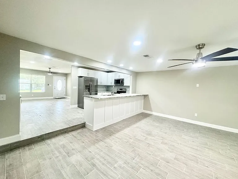 329 Edge Ave — Photo 23