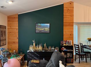 308 Clayton Crossing Pl APT C, Ballwin, MO 63011