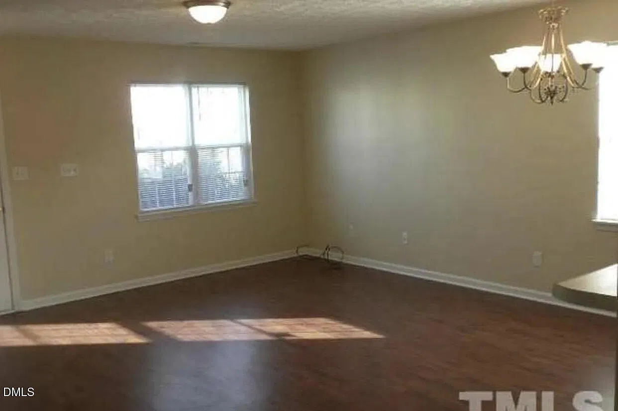 3 bed, 2.0 bath, $1,850 — Photo 1