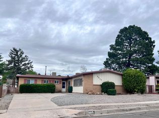 9017 Aspen Ave NE, Albuquerque, NM 87112