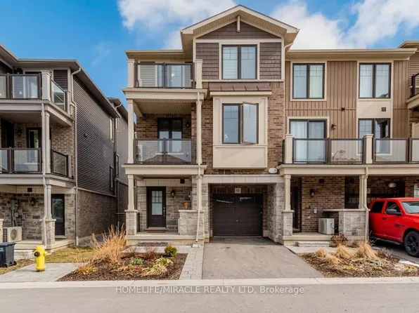 10 Birmingham Dr #92, Cambridge, ON N1R 0C6