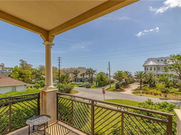 1015 Beachview Dr #102, Saint Simons Island, GA 31522