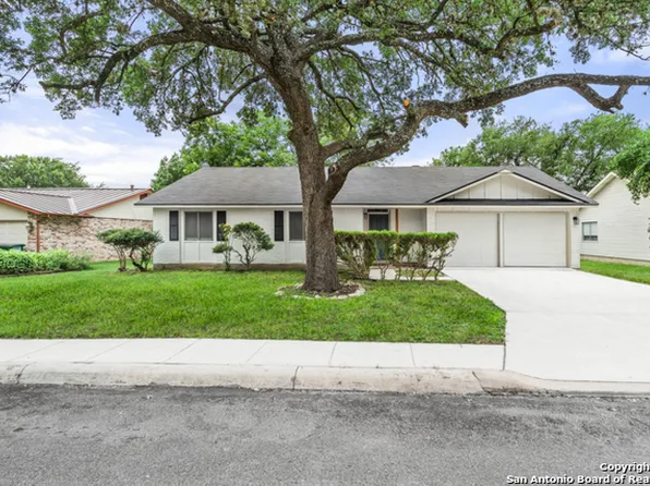 2806 FLORAL WAY DR, San Antonio, TX 78247