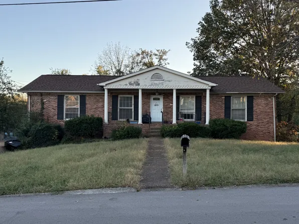 3705 Edgewater Dr, Nashville, TN 37217