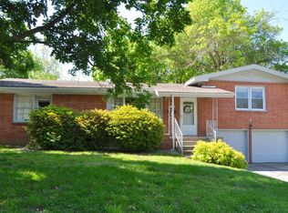 3134 E Portland St, Springfield, MO 65804