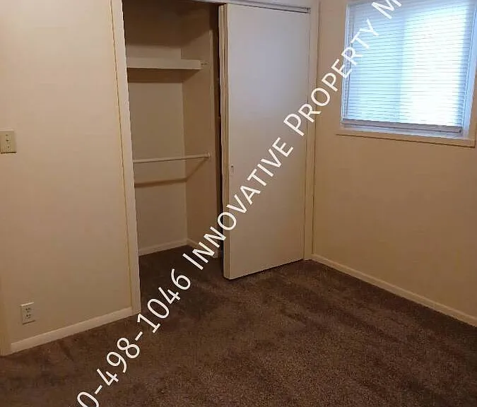 2829 Plainfield Ave — Photo 15