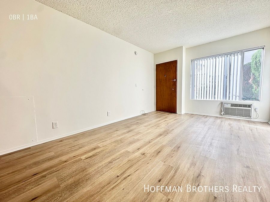 1st image of 1916 Glendon Ave #2A