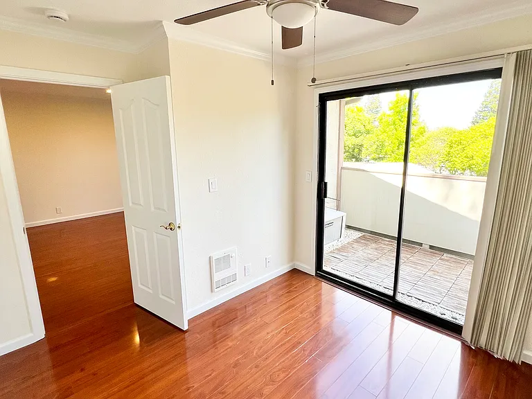 250 Chilpancingo Pkwy #25 — Photo 12