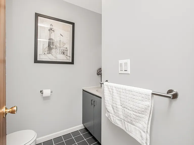 8 Davids Ln — Photo 8