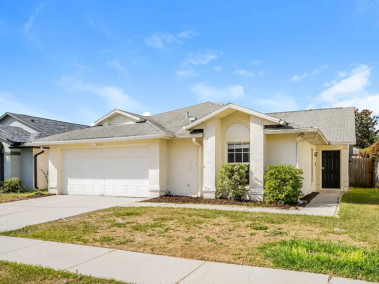 8661 Wellington Loop — Photo 3