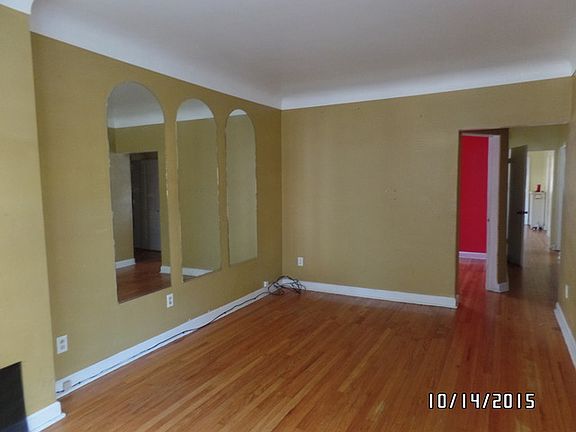 4th image of 1521 N Leamington Ave