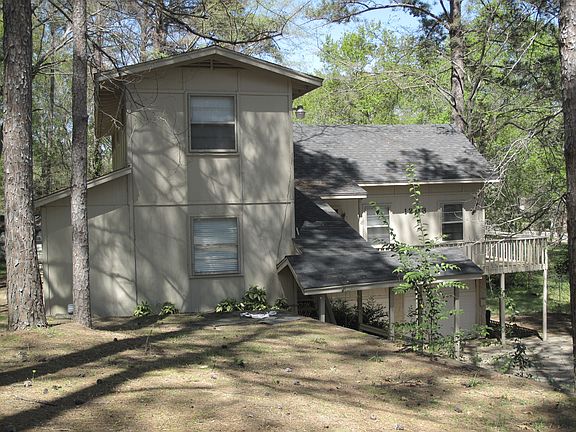 2nd image of 1203 Horseshoe Dr