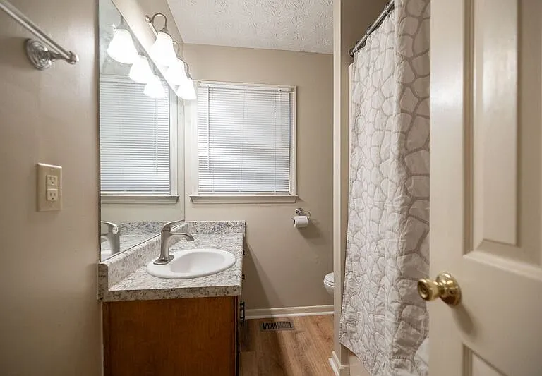 1151 Brookwood Dr — Photo 17
