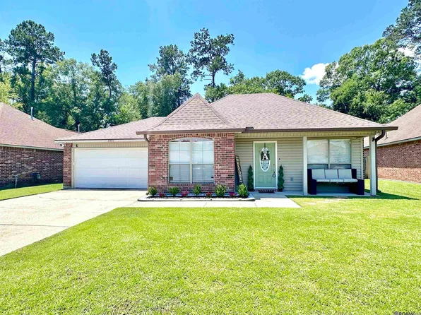 25895 Stonehenge Dr, Denham Springs, LA 70726