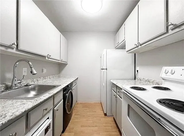 17 James St #73 — Photo 8