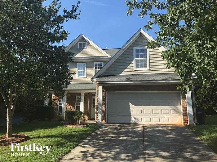 6404 Old Plank Rd Charlotte Nc 28216 Zillow