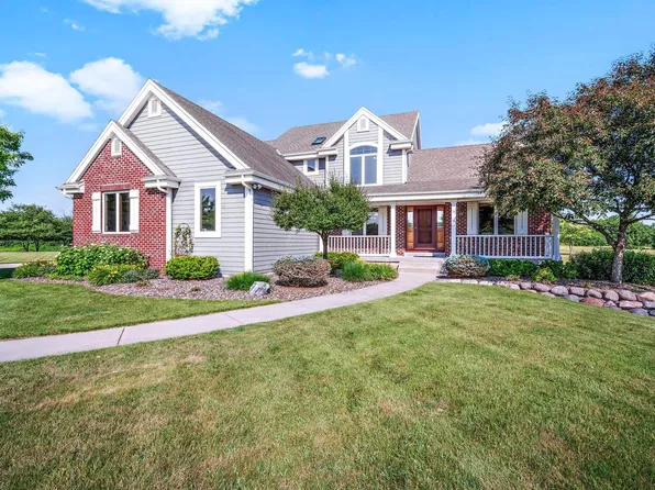 1442 Lebon LANE, Grafton, WI 53024