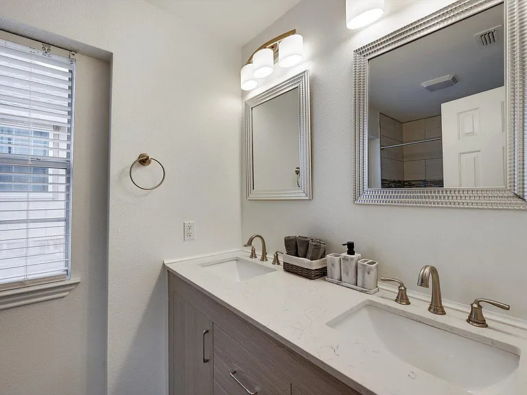 7309 Springfield Dr — Photo 26