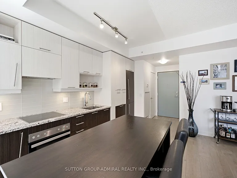 30 Nelson St #312 — Photo 9
