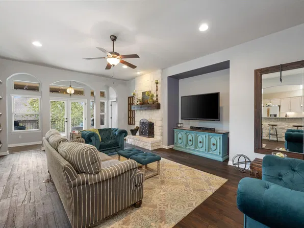 109 Lombardia Dr, Lakeway, TX 78734