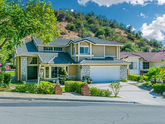 3rd image of 23622 Chandelle Pl
